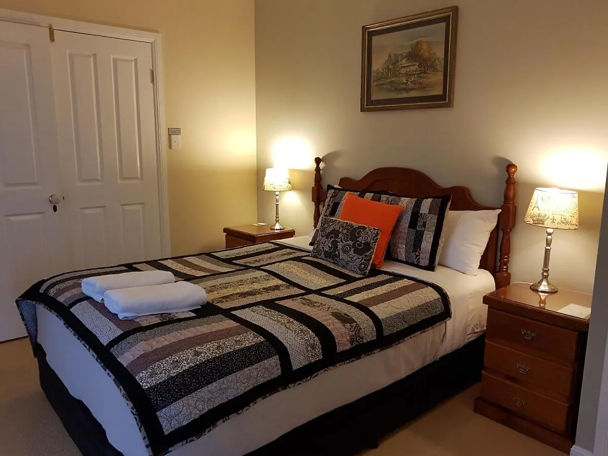 Grovely House Bed & Breakfast Stanthorpe